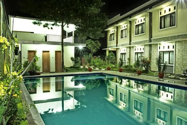 Gumilang Hotel